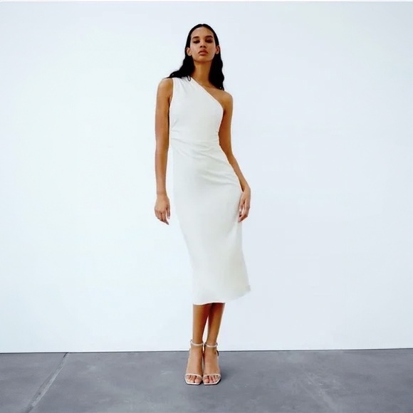 Zara Dresses & Skirts - NWT Zara Women’s‎ White Asymmetrical Midi Dress Size M